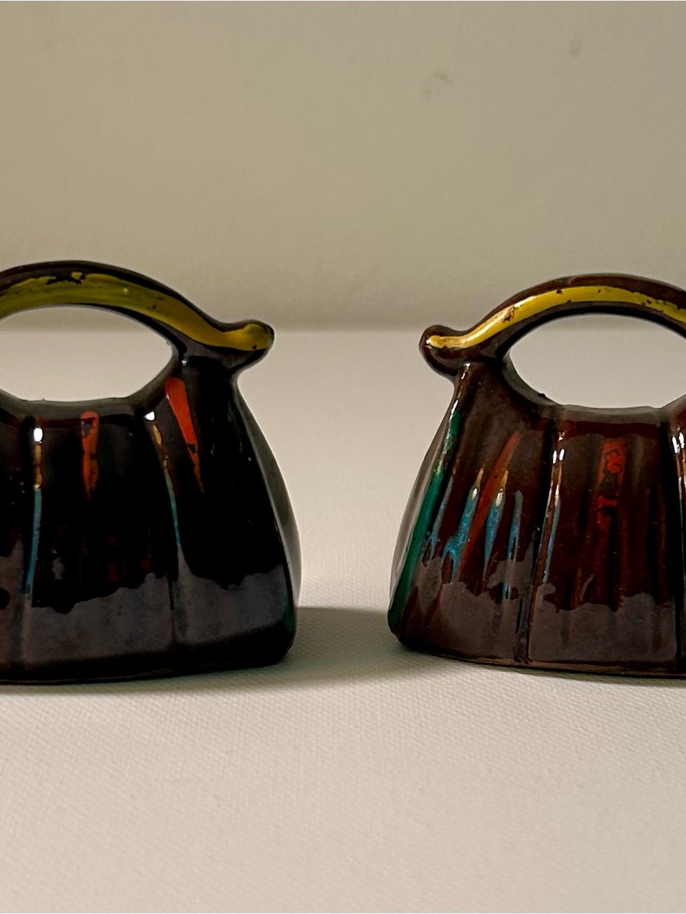 Vintage Pair of Iridescent Brown Ceramic Purse salt-n-pepper shakers